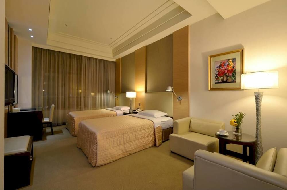 Ever Delightful Business Hotel Chiayi Extérieur photo