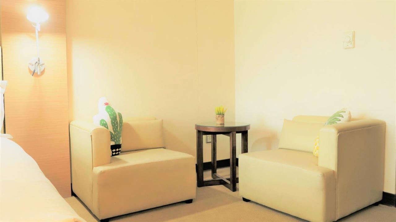 Ever Delightful Business Hotel Chiayi Extérieur photo