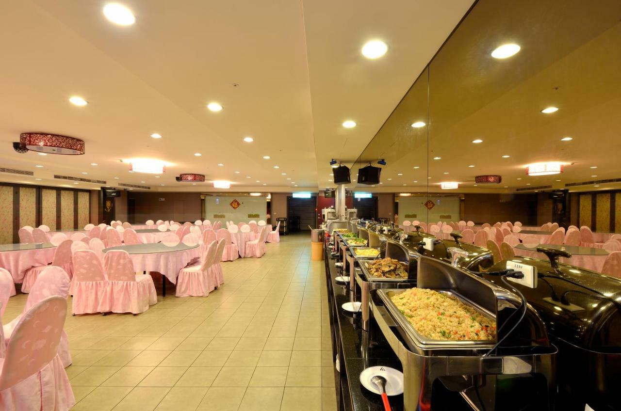 Ever Delightful Business Hotel Chiayi Extérieur photo