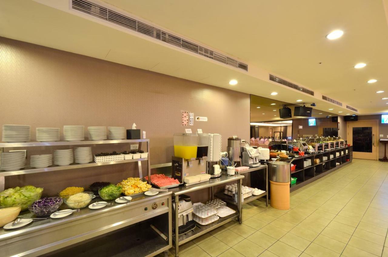 Ever Delightful Business Hotel Chiayi Extérieur photo