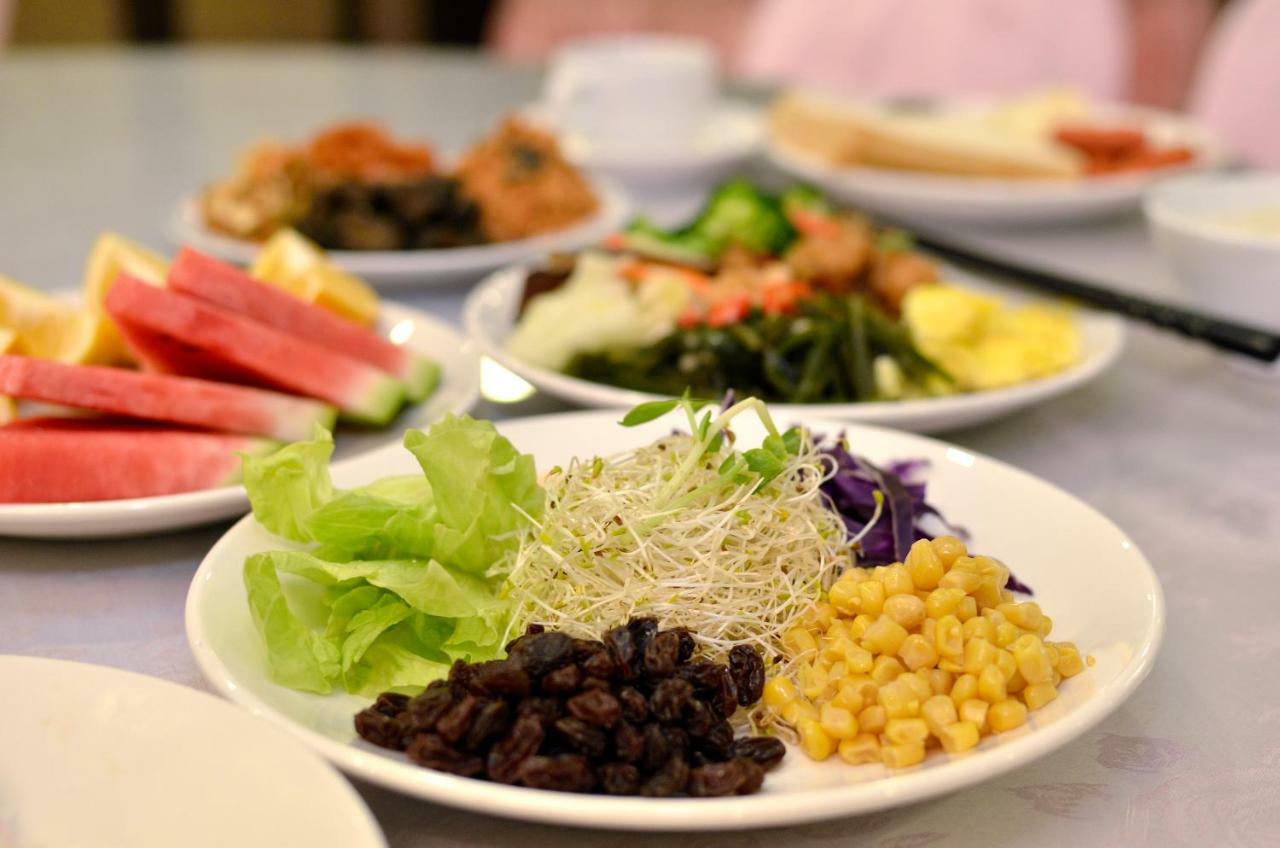 Ever Delightful Business Hotel Chiayi Extérieur photo