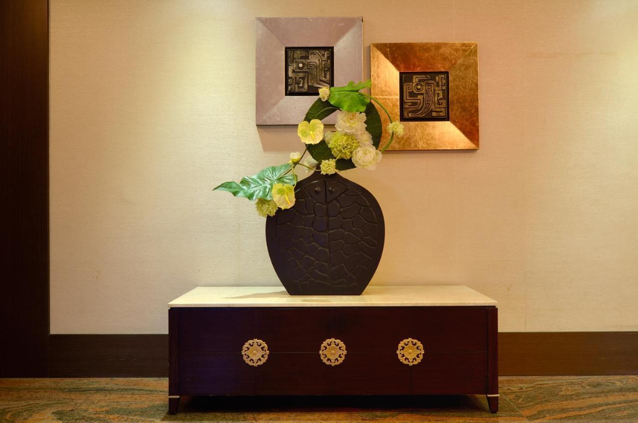 Ever Delightful Business Hotel Chiayi Extérieur photo